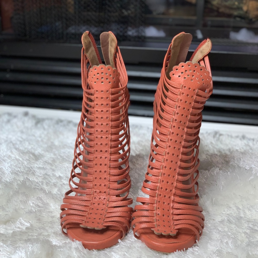 Women’s Tabitha Simmons pumps